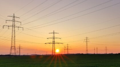 Mehrum Sonnenuntergang am Kraftwerk